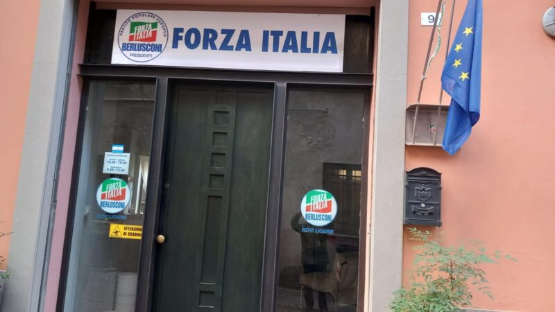 Vandalizzata la sede di Forza Italia, solidarietà da Bertoli